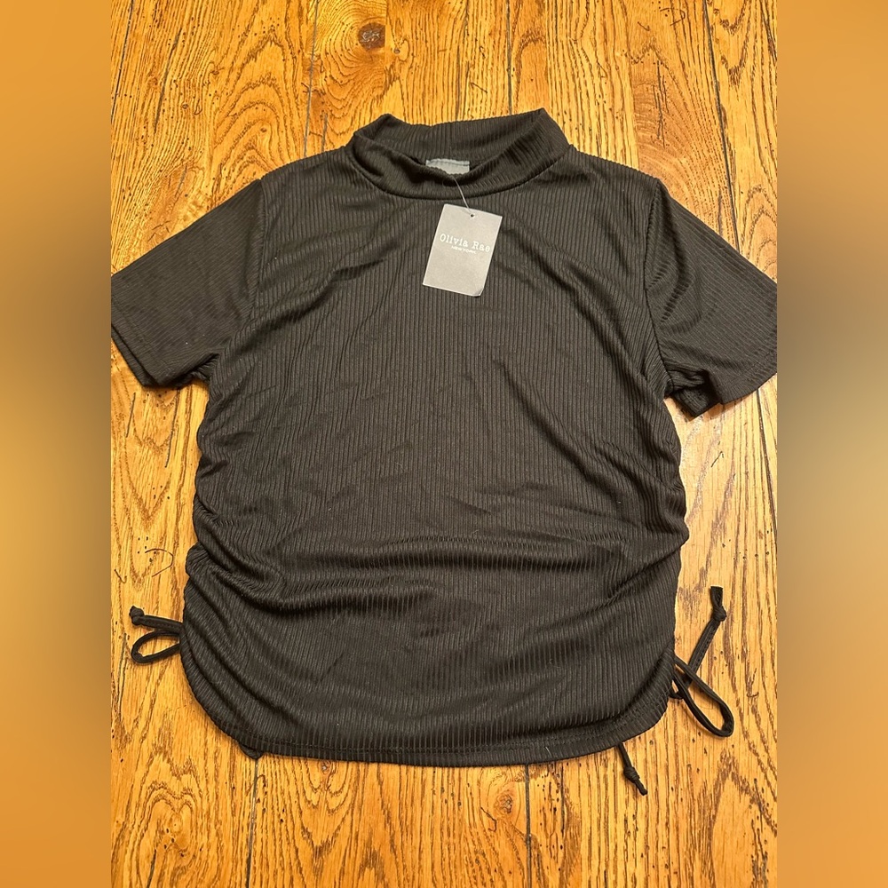 Olivia Rae black top sz M